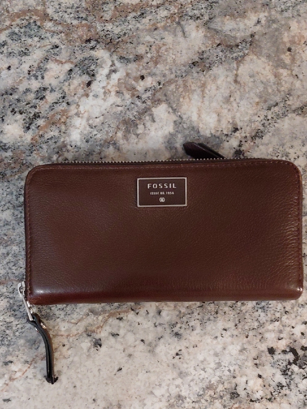 Fossil Brown Leather Zip Around Wallet W/Coin Pouch